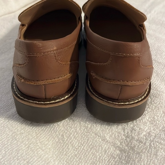 Women Brown Leather Loafers - Picture 4 of 8